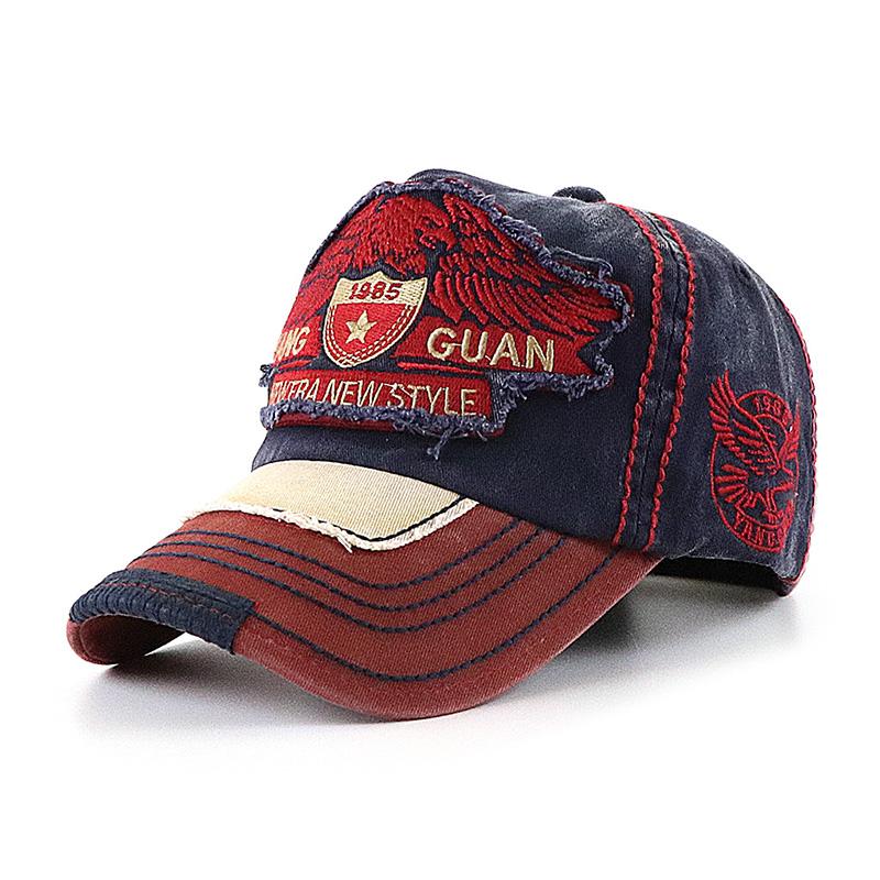 Men's Fashion Retro Embroidery Baseball Cap